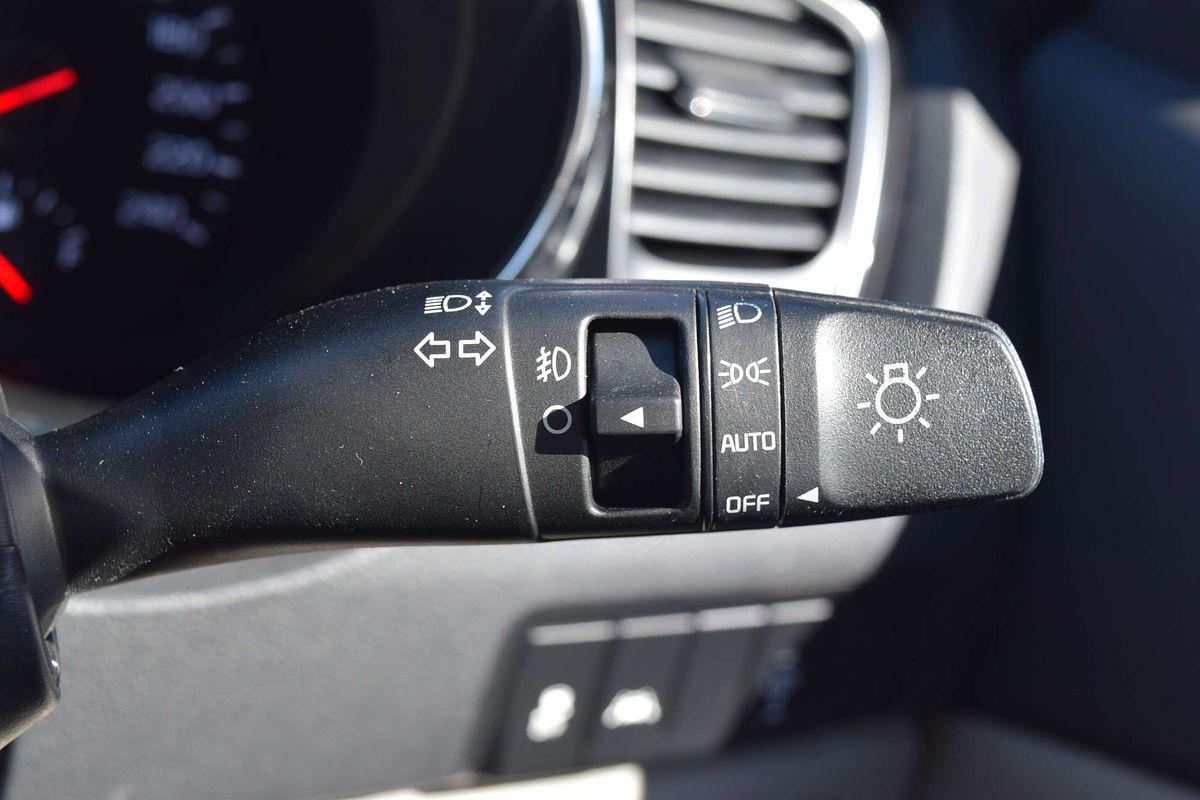2018 Kia Carnival SLi YP