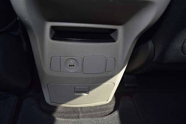 2018 Kia Carnival SLi YP