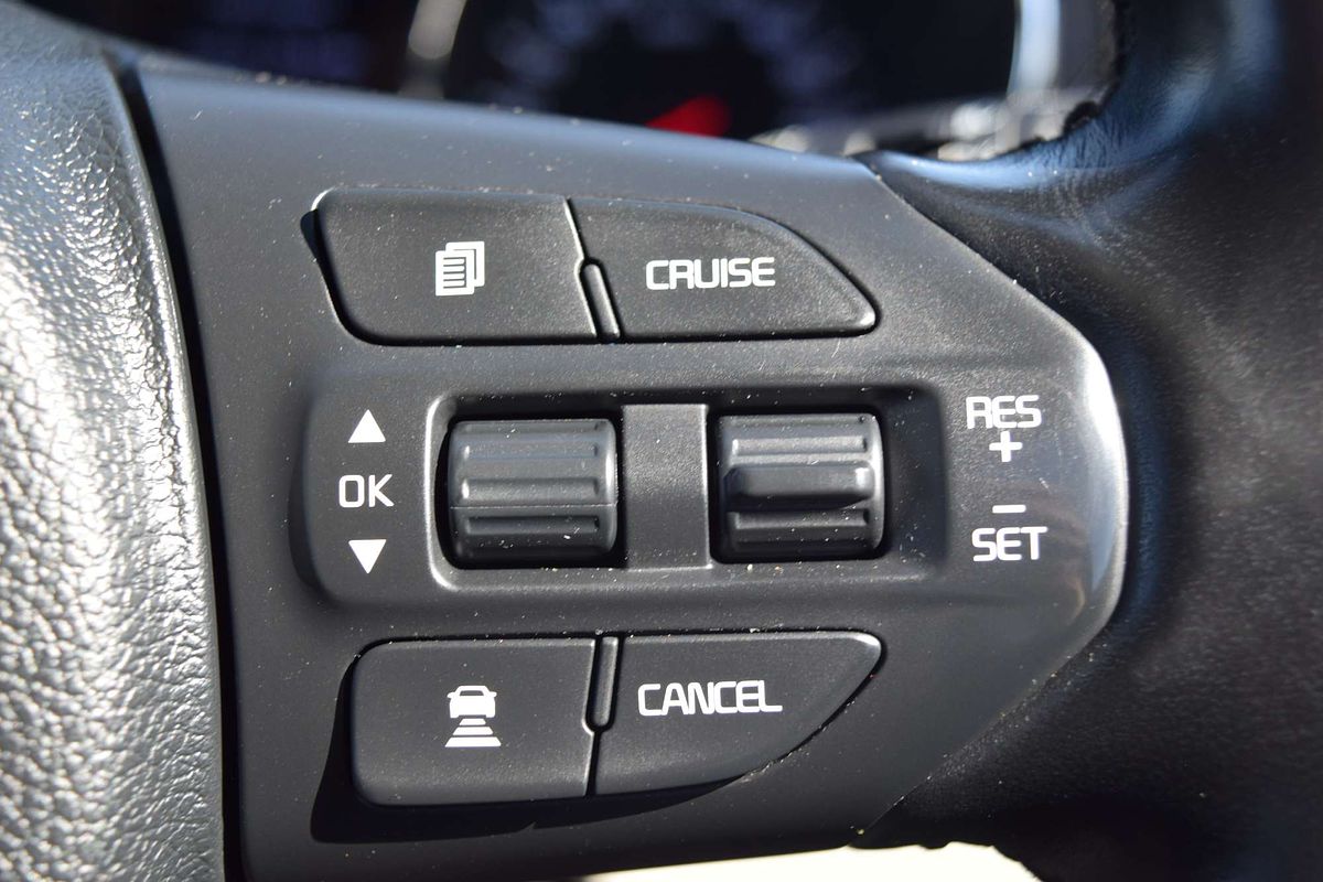 2018 Kia Carnival SLi YP