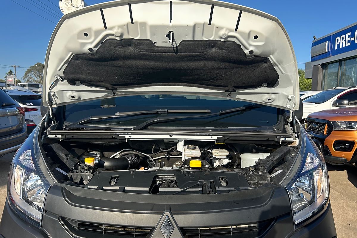 2022 Mitsubishi Express GLX SN SWB
