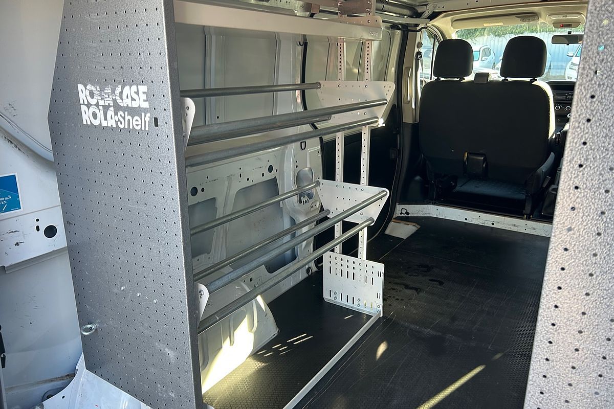 2022 Mitsubishi Express GLX SN SWB