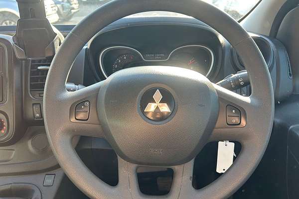 2022 Mitsubishi Express GLX SN SWB