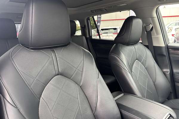 2023 Toyota Kluger Grande AXUH78R