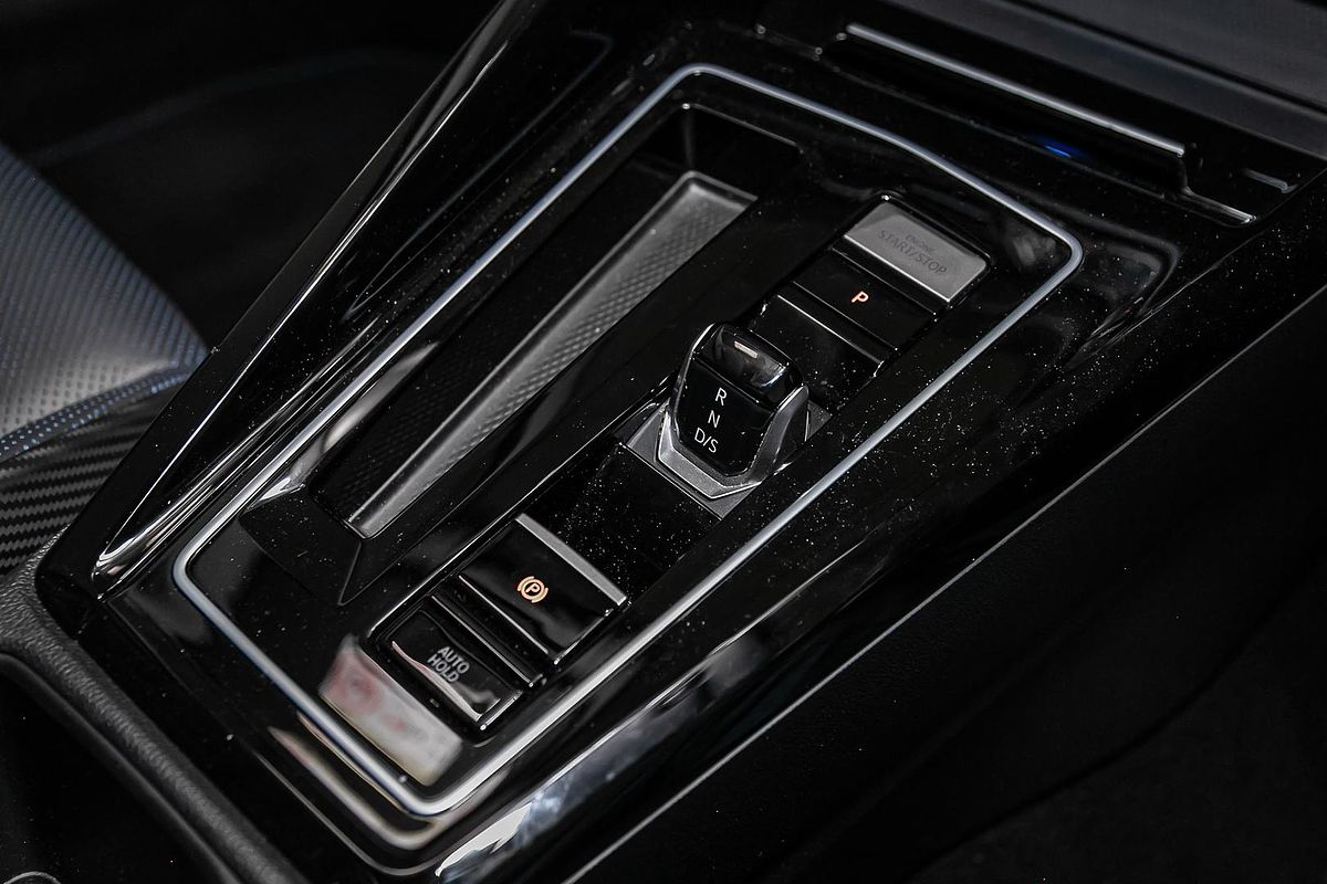 2023 Volkswagen Golf R 20 Years 8
