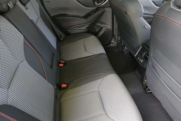 2024 Subaru Forester 2.5i Sport S5