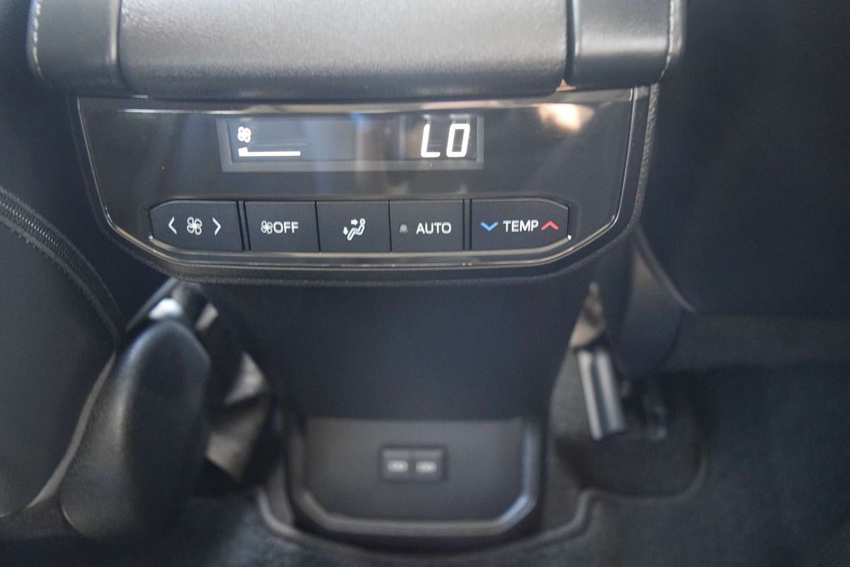 2023 Toyota Kluger Grande AXUH78R