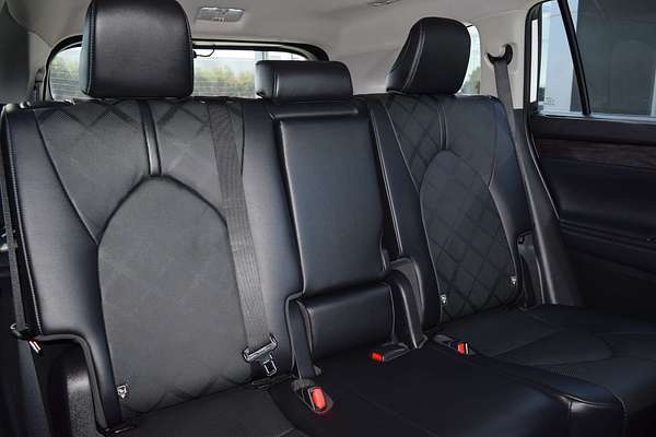 2023 Toyota Kluger Grande AXUH78R