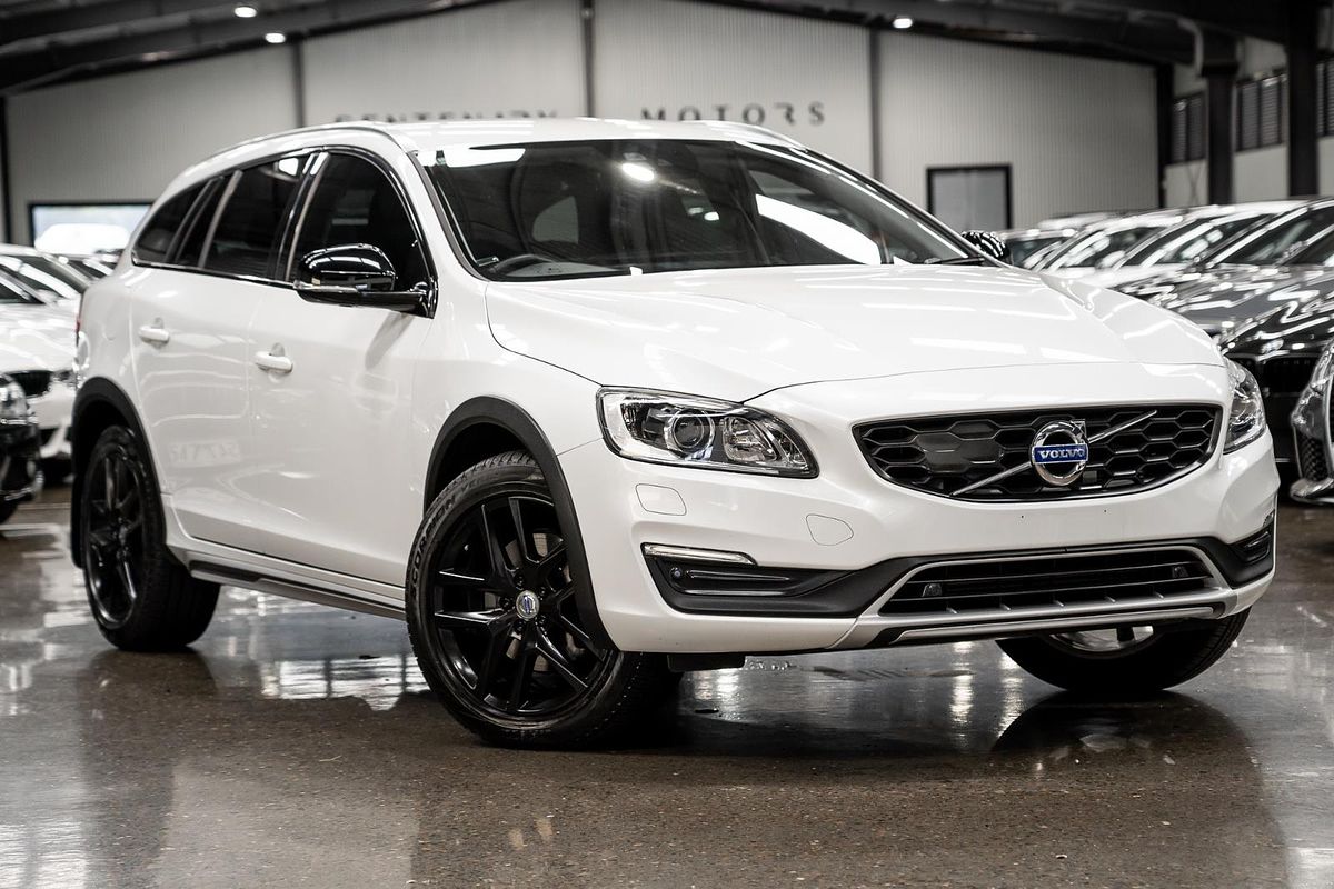 2017 Volvo V60 Cross Country D4