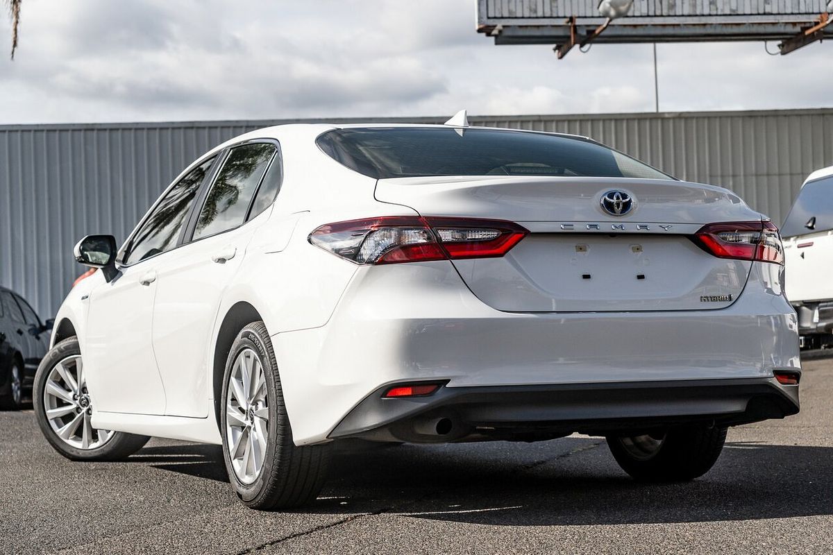 2023 Toyota Camry Hybrid