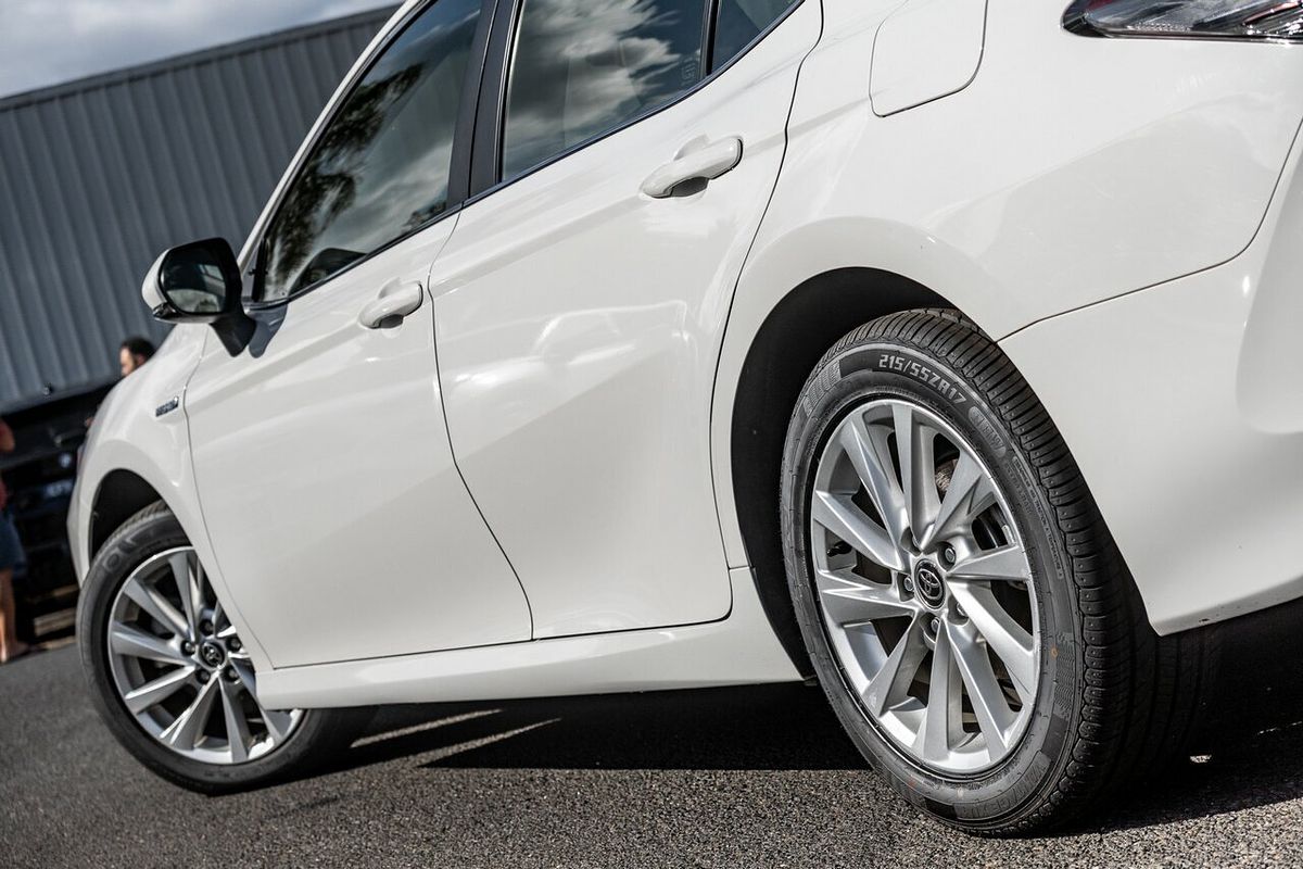 2023 Toyota Camry Hybrid