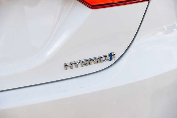 2023 Toyota Camry Hybrid