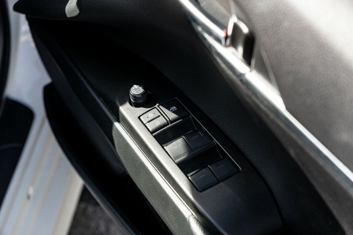 2023 Toyota Camry Hybrid