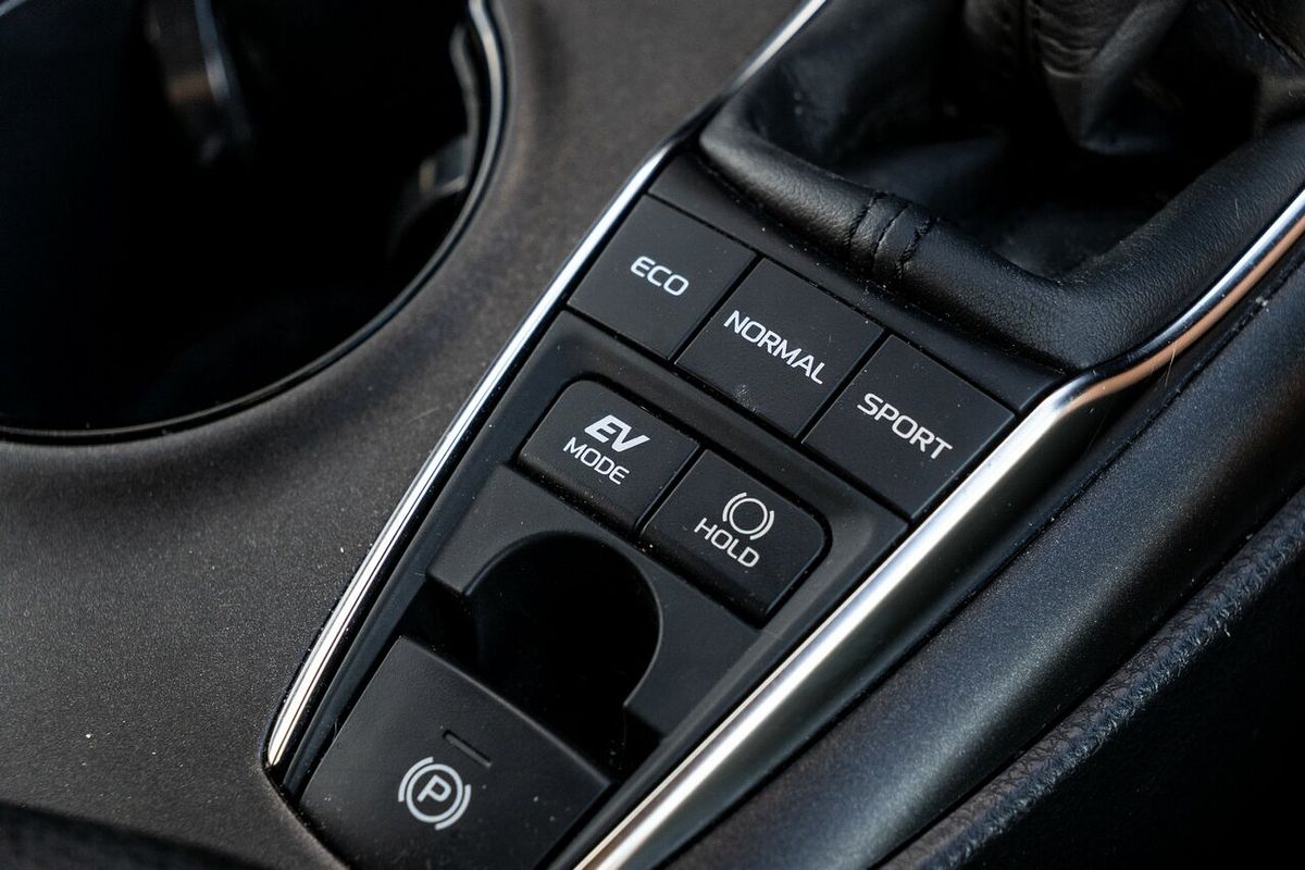 2023 Toyota Camry Hybrid
