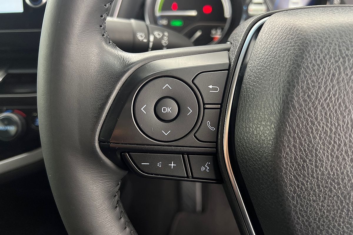 2022 Toyota Camry Ascent Sport AXVH70R