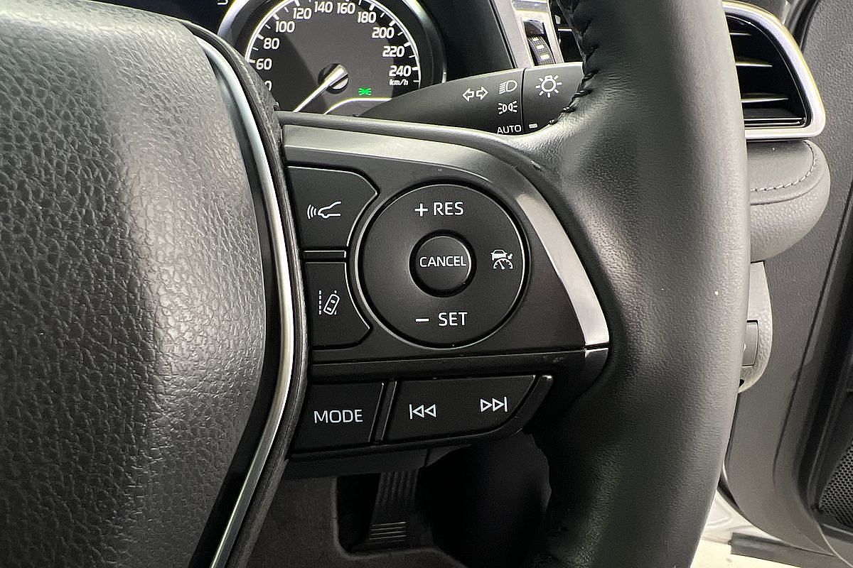 2022 Toyota Camry Ascent Sport AXVH70R