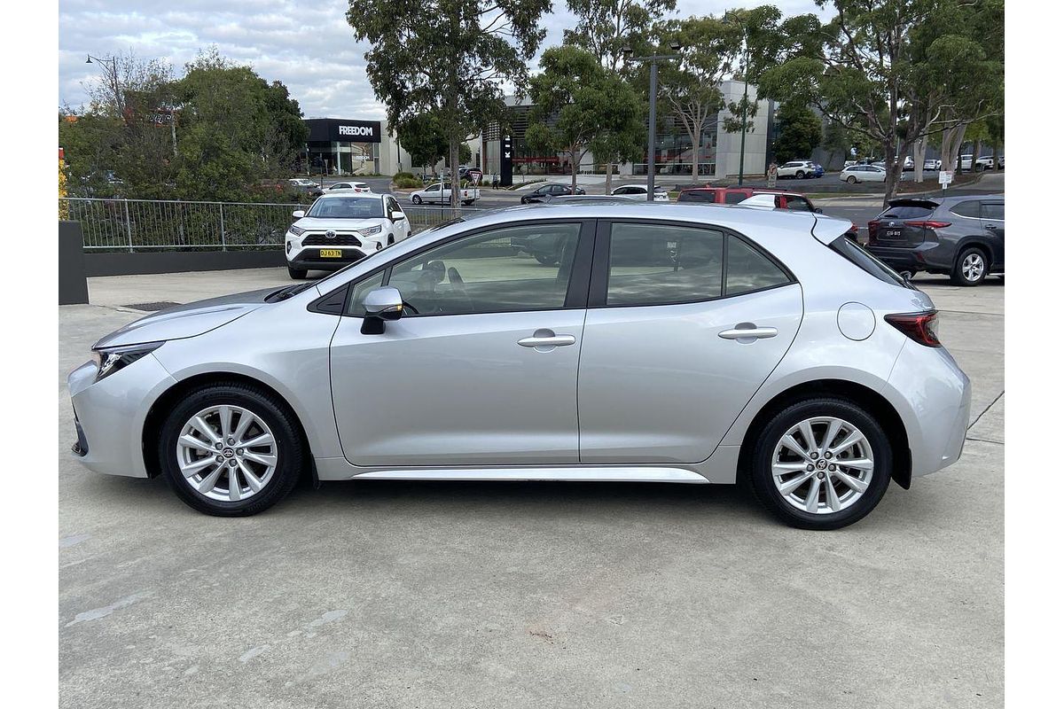 2022 Toyota Corolla Ascent Sport MZEA12R