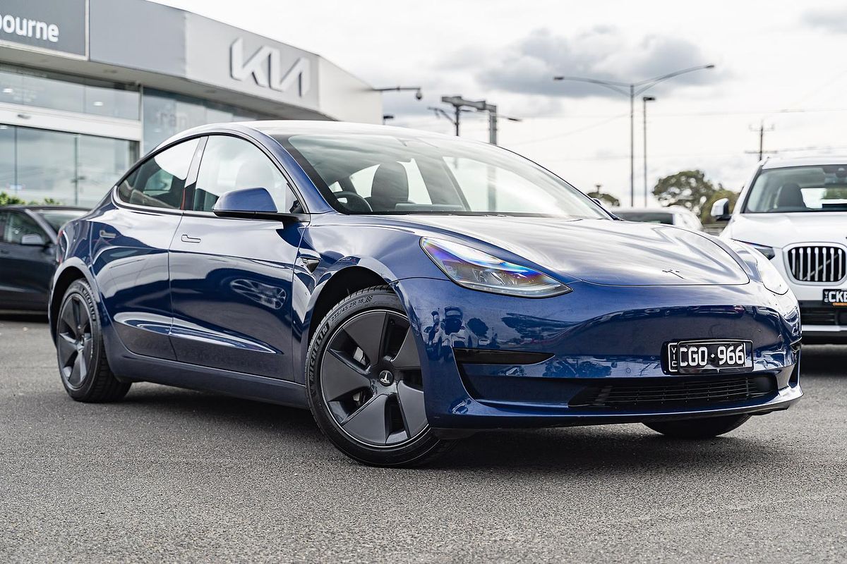 2022 Tesla Model 3 Rear-Wheel Drive