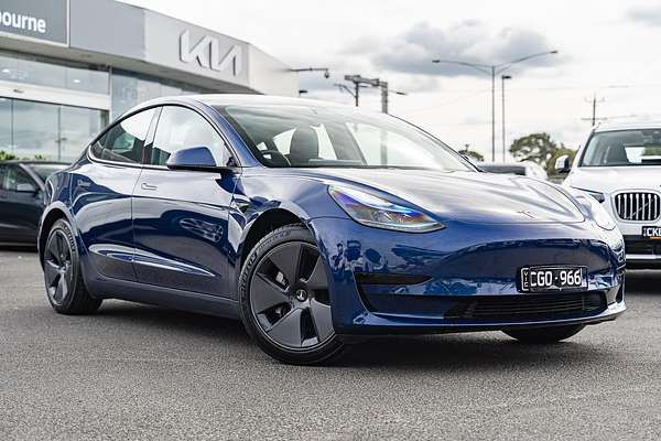 2022 Tesla Model 3 Rear-Wheel Drive