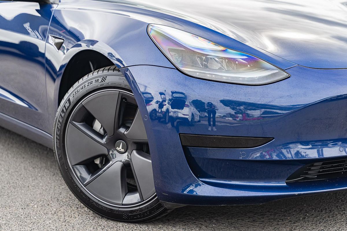 2022 Tesla Model 3 Rear-Wheel Drive