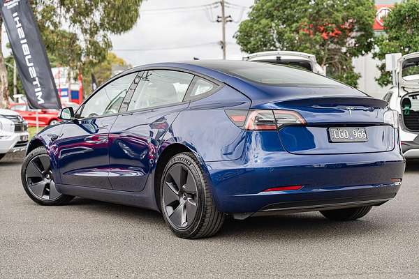 2022 Tesla Model 3 Rear-Wheel Drive