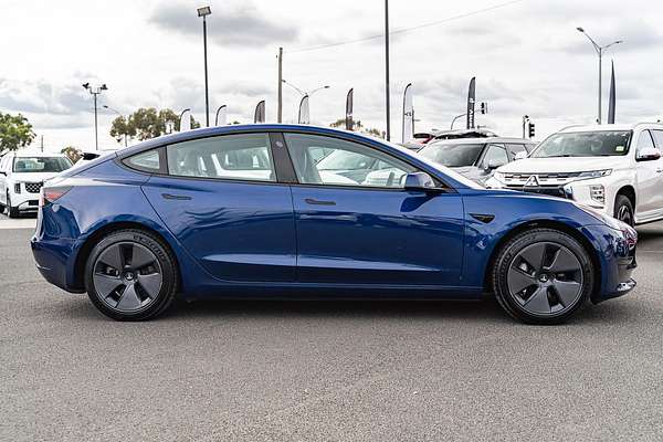 2022 Tesla Model 3 Rear-Wheel Drive