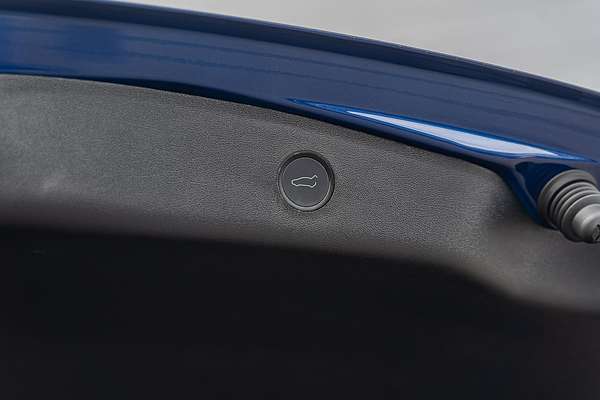 2022 Tesla Model 3 Rear-Wheel Drive