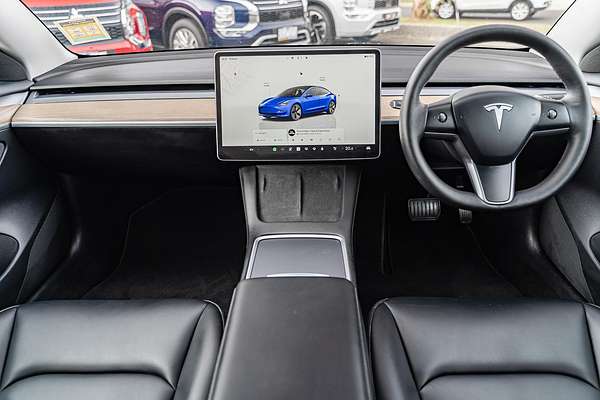 2022 Tesla Model 3 Rear-Wheel Drive