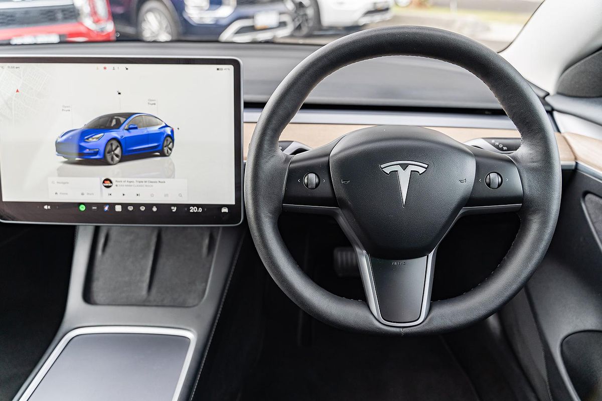 2022 Tesla Model 3 Rear-Wheel Drive