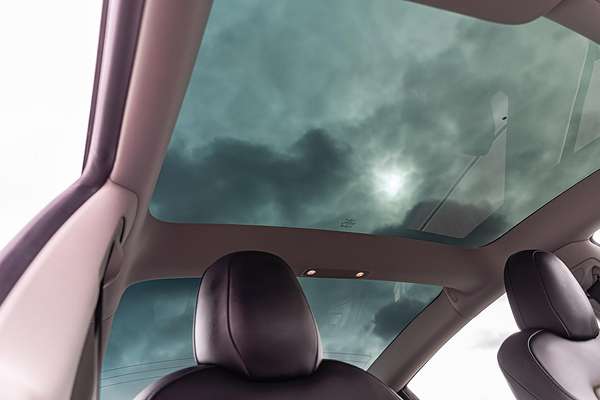 2022 Tesla Model 3 Rear-Wheel Drive