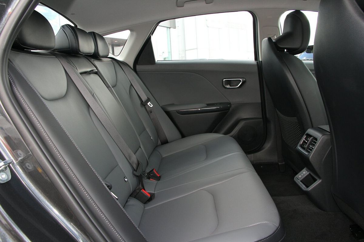 2025 Kia K4 Sport+ CL4m