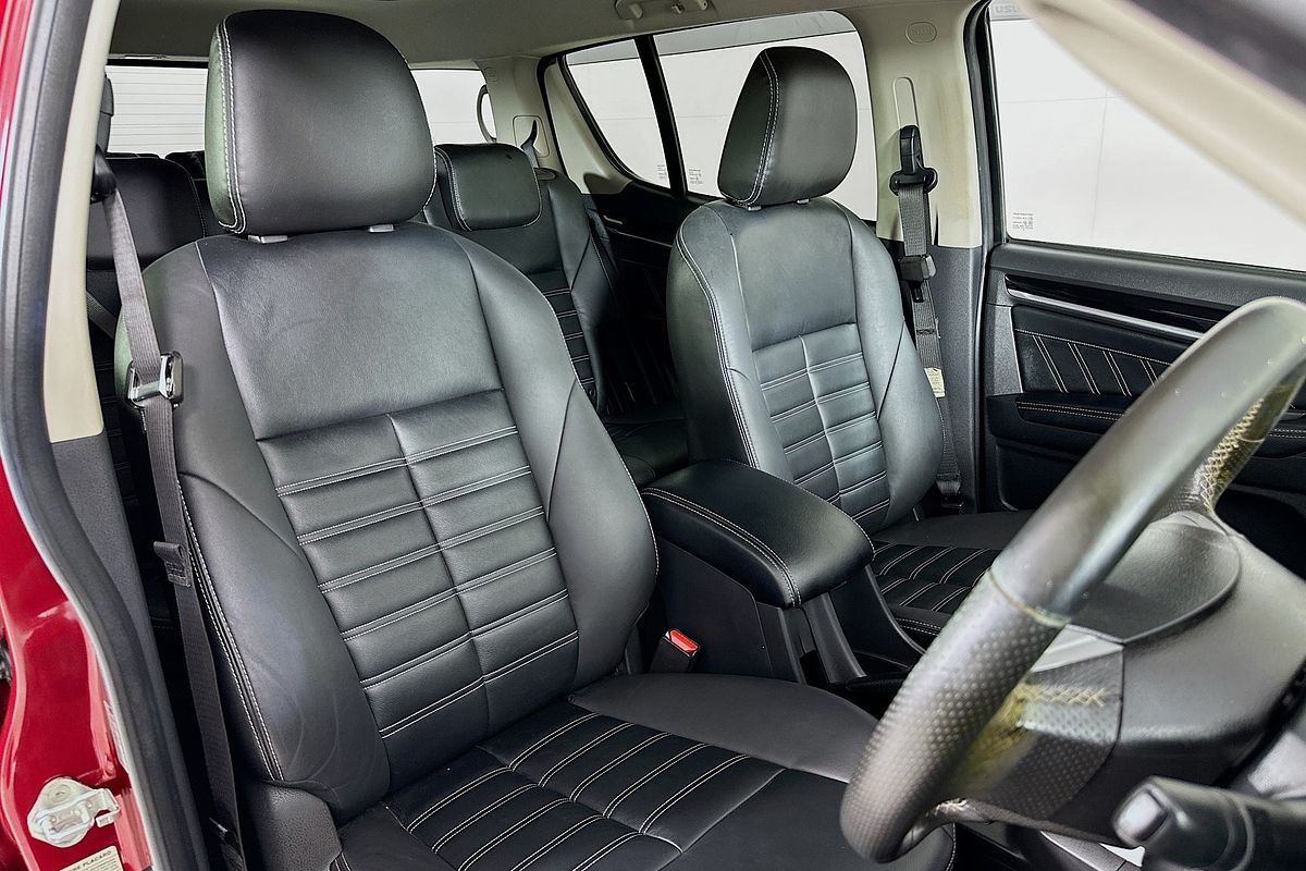 2019 Isuzu MU-X LS-T