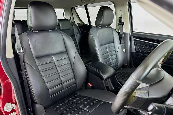 2019 Isuzu MU-X LS-T