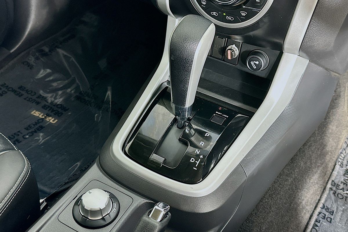 2019 Isuzu MU-X LS-T