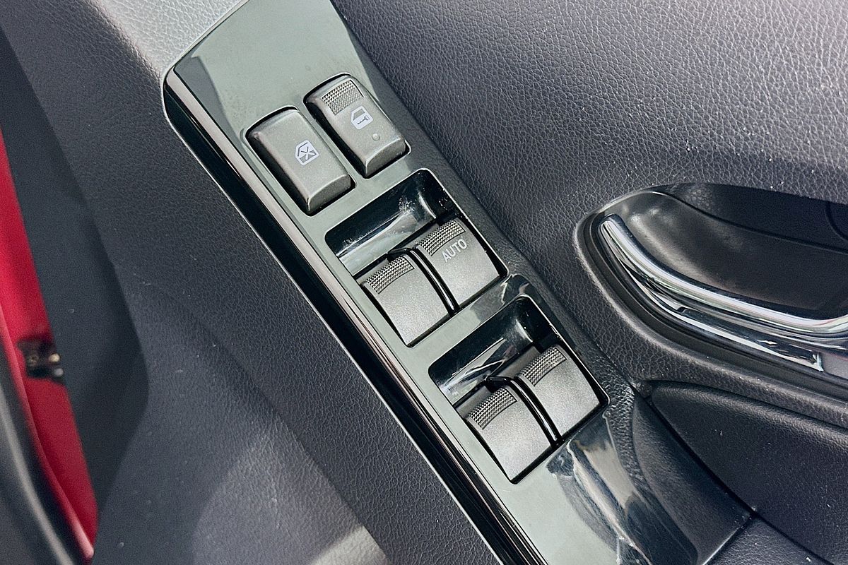 2019 Isuzu MU-X LS-T