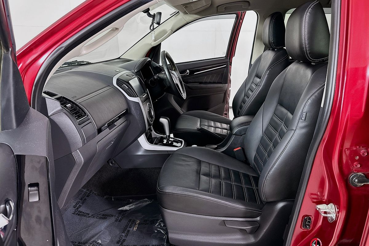 2019 Isuzu MU-X LS-T