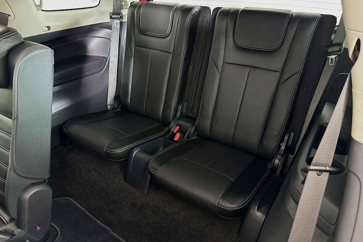 2019 Isuzu MU-X LS-T