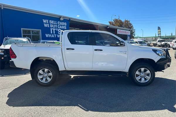 2020 Toyota Hilux SR GUN126R 4X4