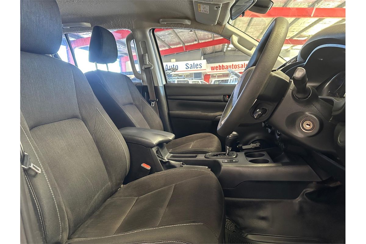 2020 Toyota Hilux SR GUN126R 4X4