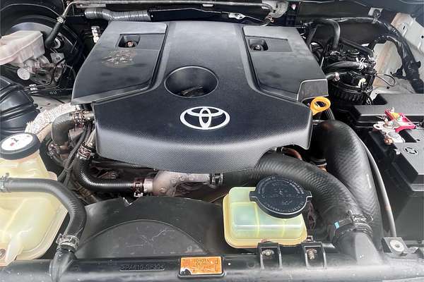 2020 Toyota Hilux SR GUN126R 4X4