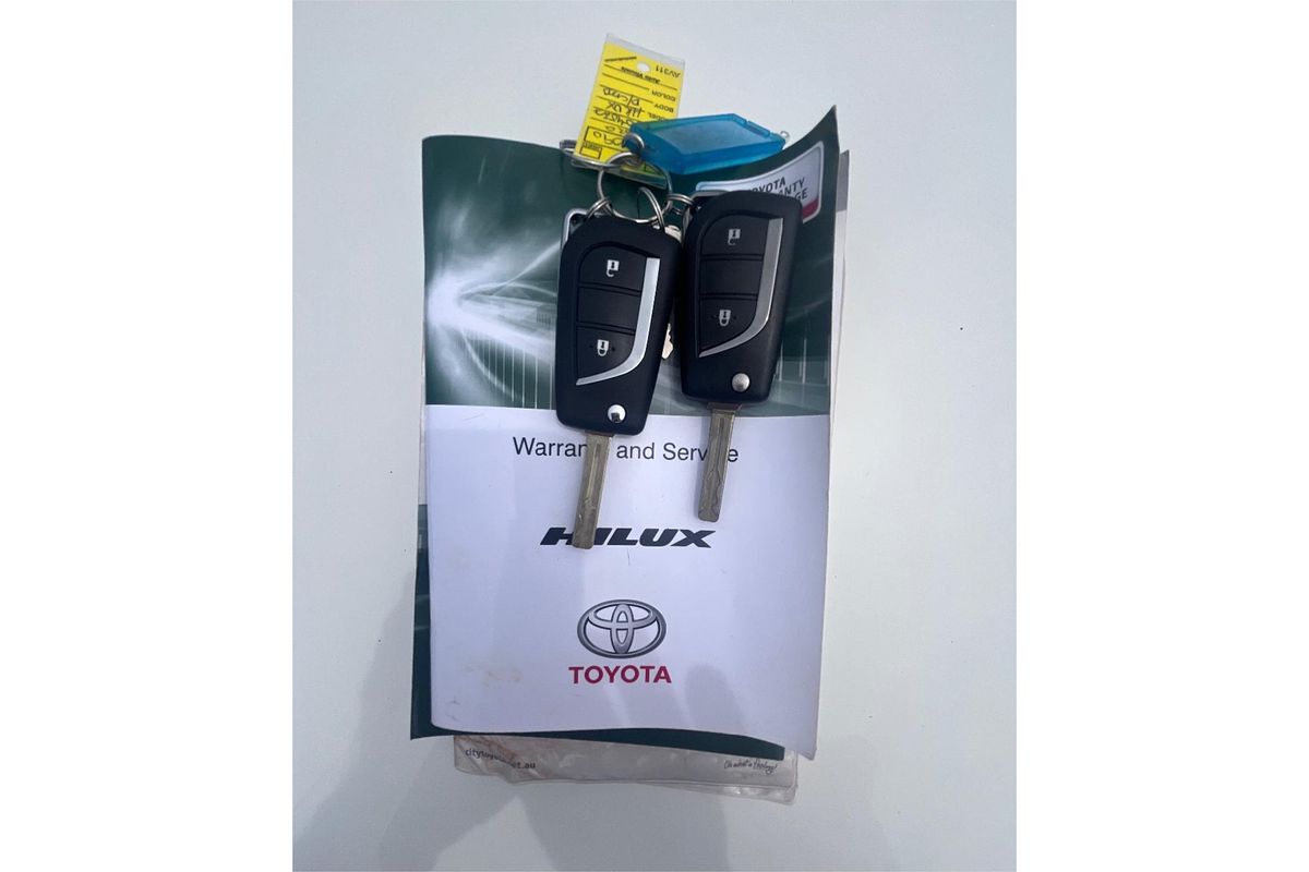 2020 Toyota Hilux SR GUN126R 4X4