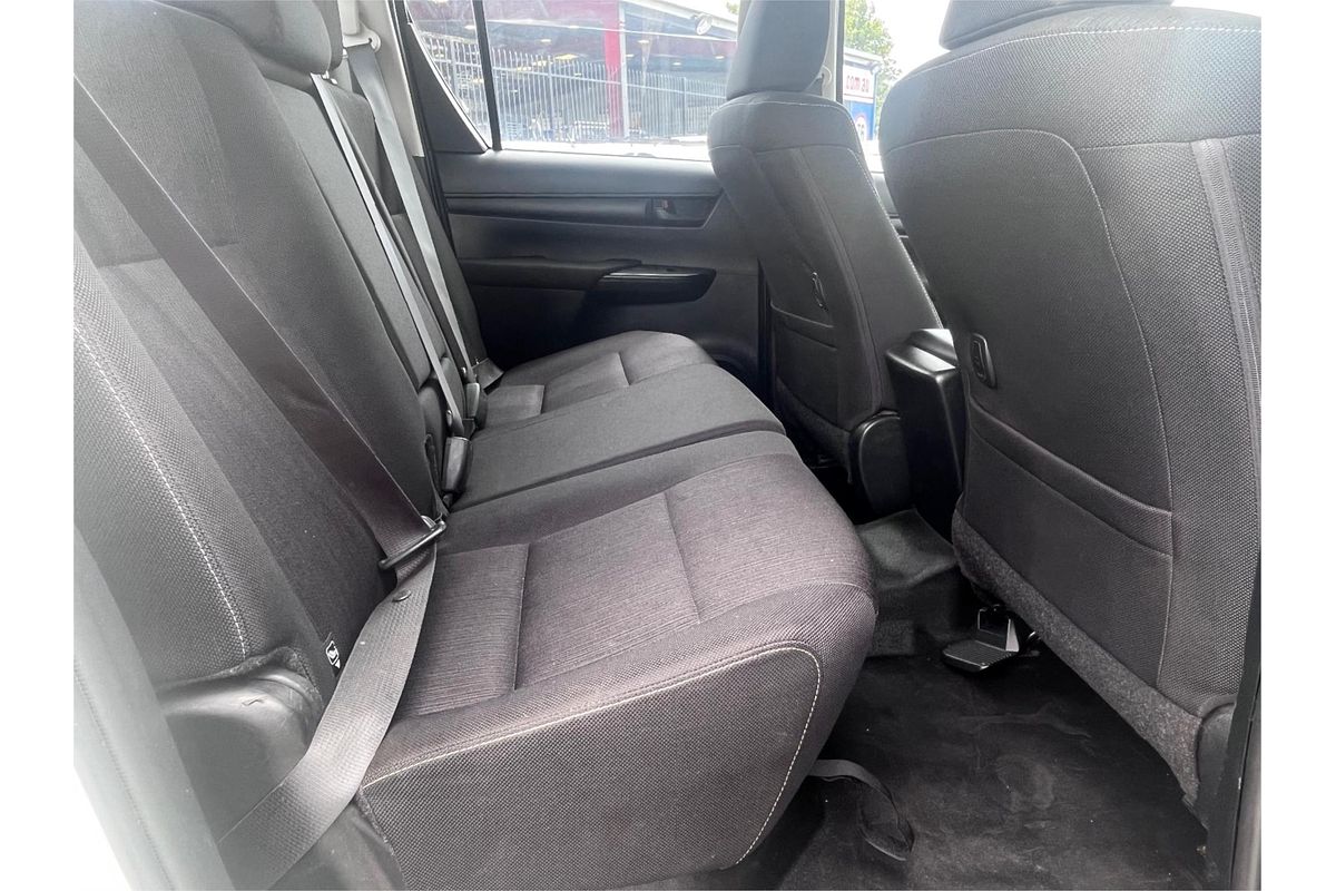 2020 Toyota Hilux SR GUN126R 4X4