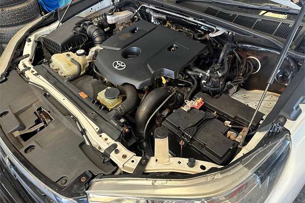 2020 Toyota Hilux SR GUN126R 4X4