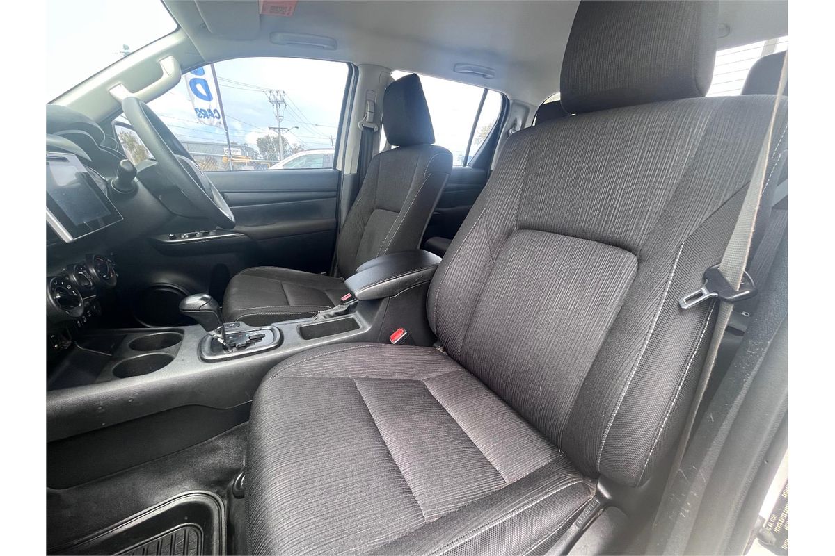 2020 Toyota Hilux SR GUN126R 4X4