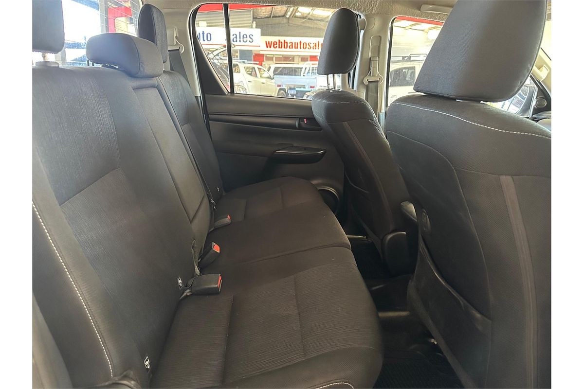 2020 Toyota Hilux SR GUN126R 4X4