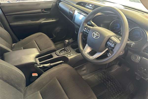 2020 Toyota Hilux SR GUN126R 4X4