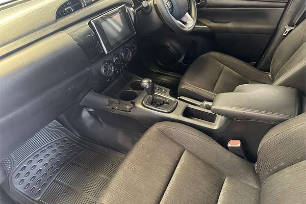 2020 Toyota Hilux SR GUN126R 4X4