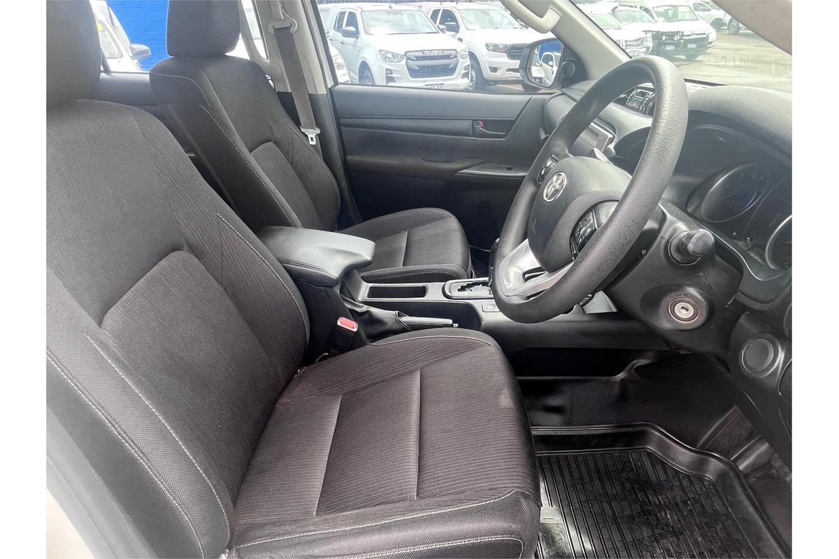 2020 Toyota Hilux SR GUN126R 4X4