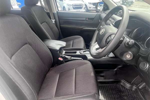 2020 Toyota Hilux SR GUN126R 4X4