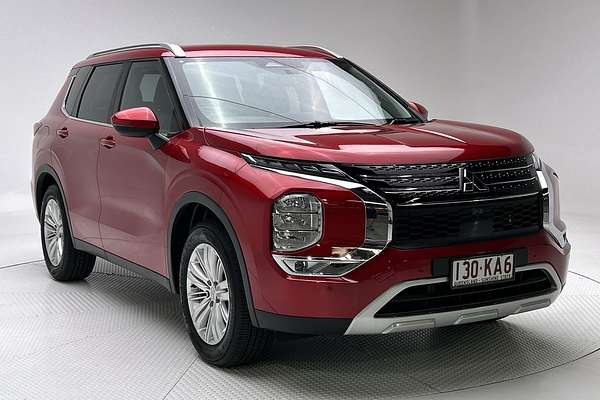 2024 Mitsubishi Outlander LS ZM