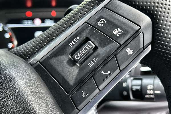2024 Mitsubishi Outlander LS ZM